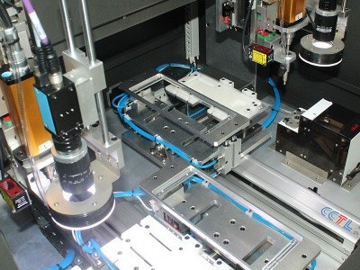 堅(jiān)豐自動(dòng)擰螺絲機(jī)幫你節(jié)約成本！-堅(jiān)豐股份